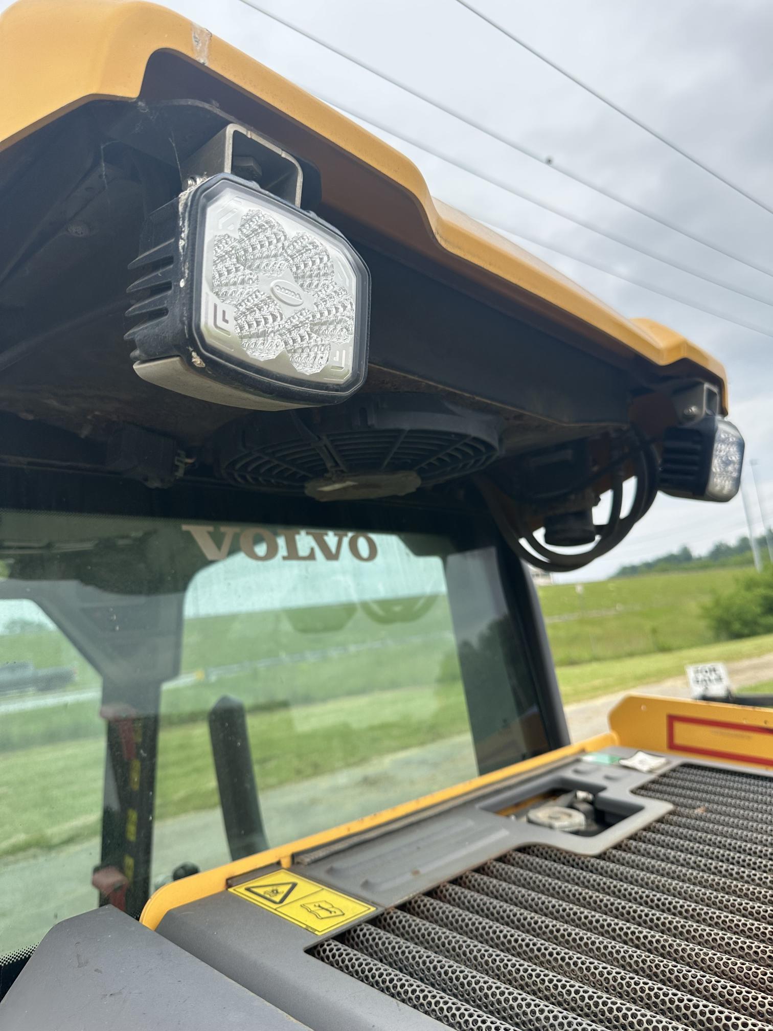 2018 VOLVO MCT135D - Image 7